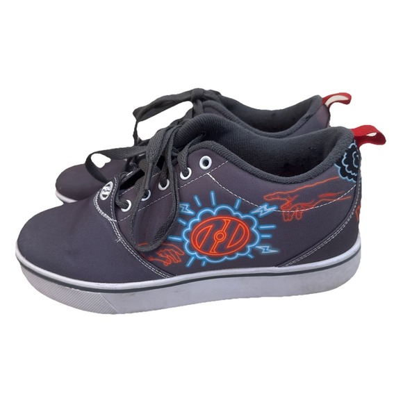 Heelys Youth Shoes Sneakers With Wheels Skates Gray Lightning Bolt Cloud Size 6 - Picture 1 of 10